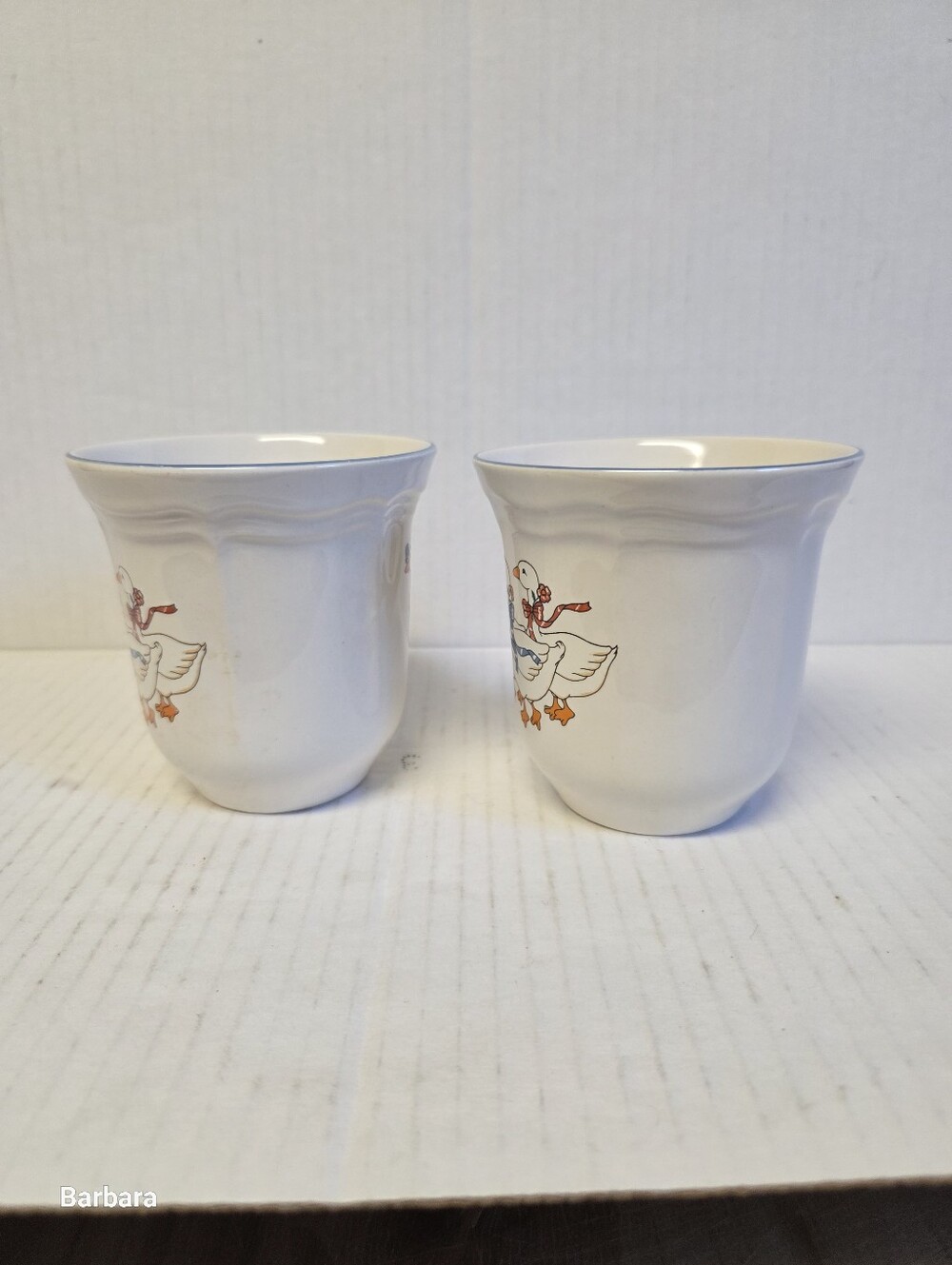 BrickOven 80s Stoneware Set of 2 Ceramic Geese Mugs/Cups - Picture 2 of 8
